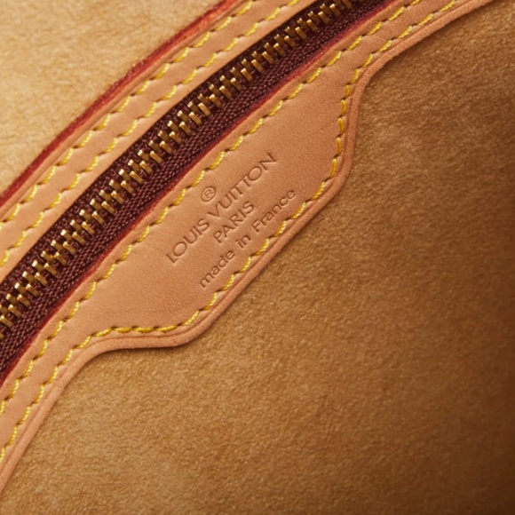 Louis Vuitton Looping GM- PreAuthenticated by Lord and Taylor- Willing to trade - Picture 7 of 8